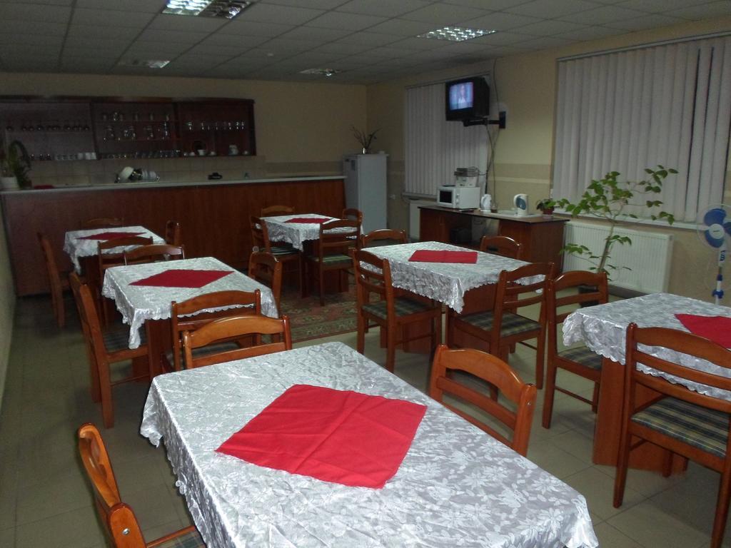 Piroshka Hotel بيرهوف المظهر الخارجي الصورة