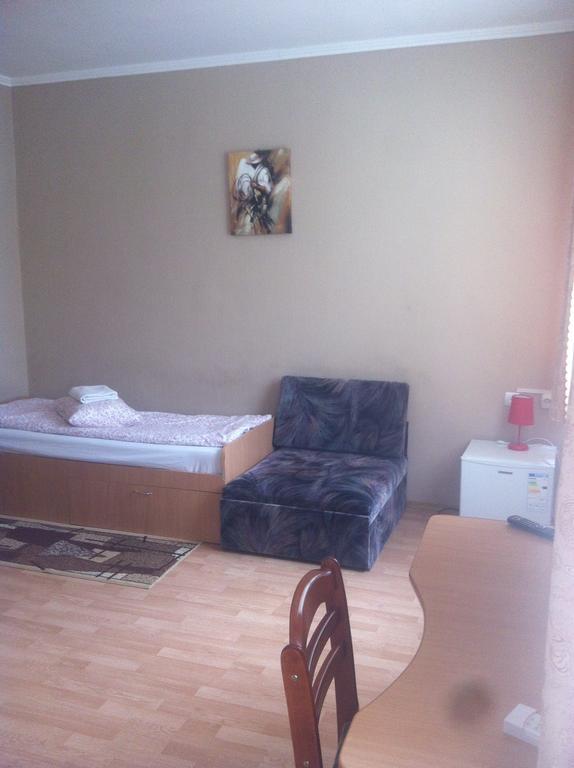 Piroshka Hotel بيرهوف المظهر الخارجي الصورة