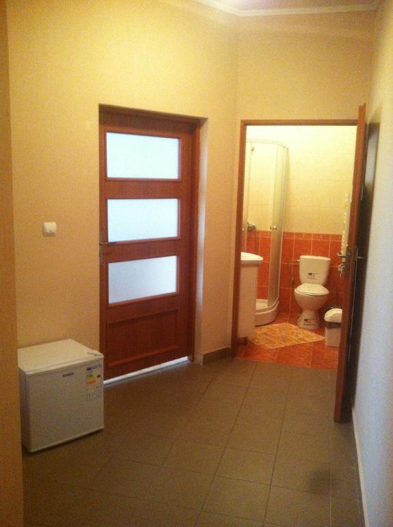 Piroshka Hotel بيرهوف المظهر الخارجي الصورة